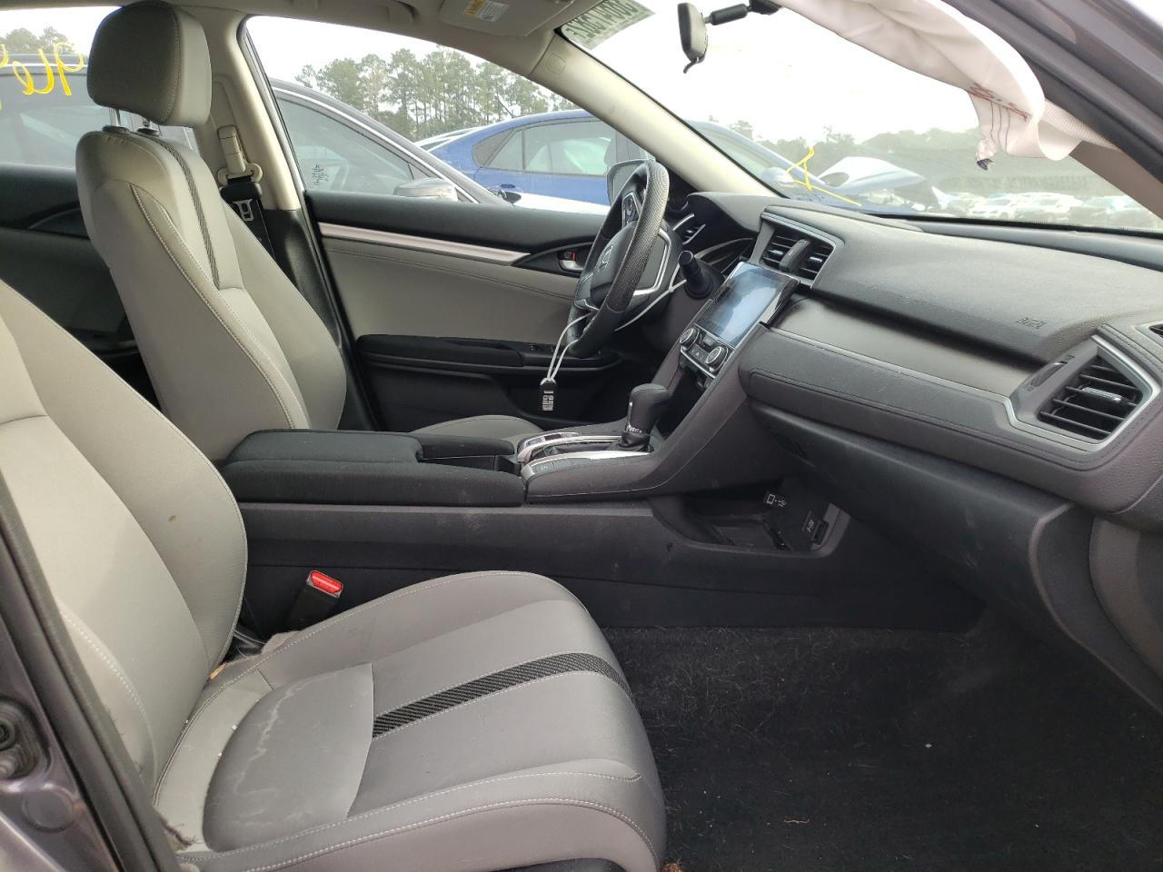 Photo 5 from auction – 2017 HONDA CIVIC EX with VIN 19XFC1F39HE002020