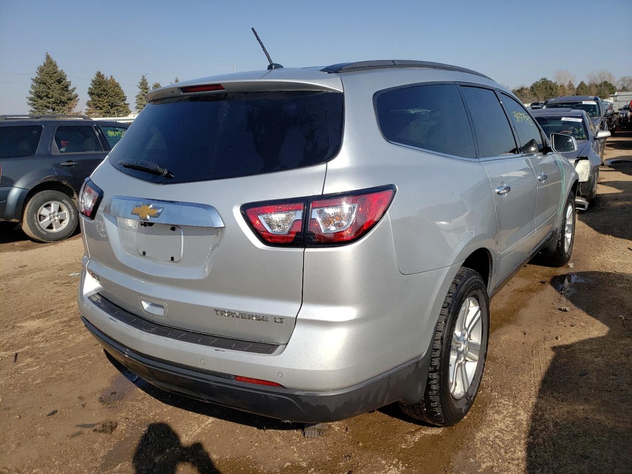 Photo 4 from auction – 2014 CHEVROLET TRAVERSE L with VIN 1GNKRHKD2EJ138337