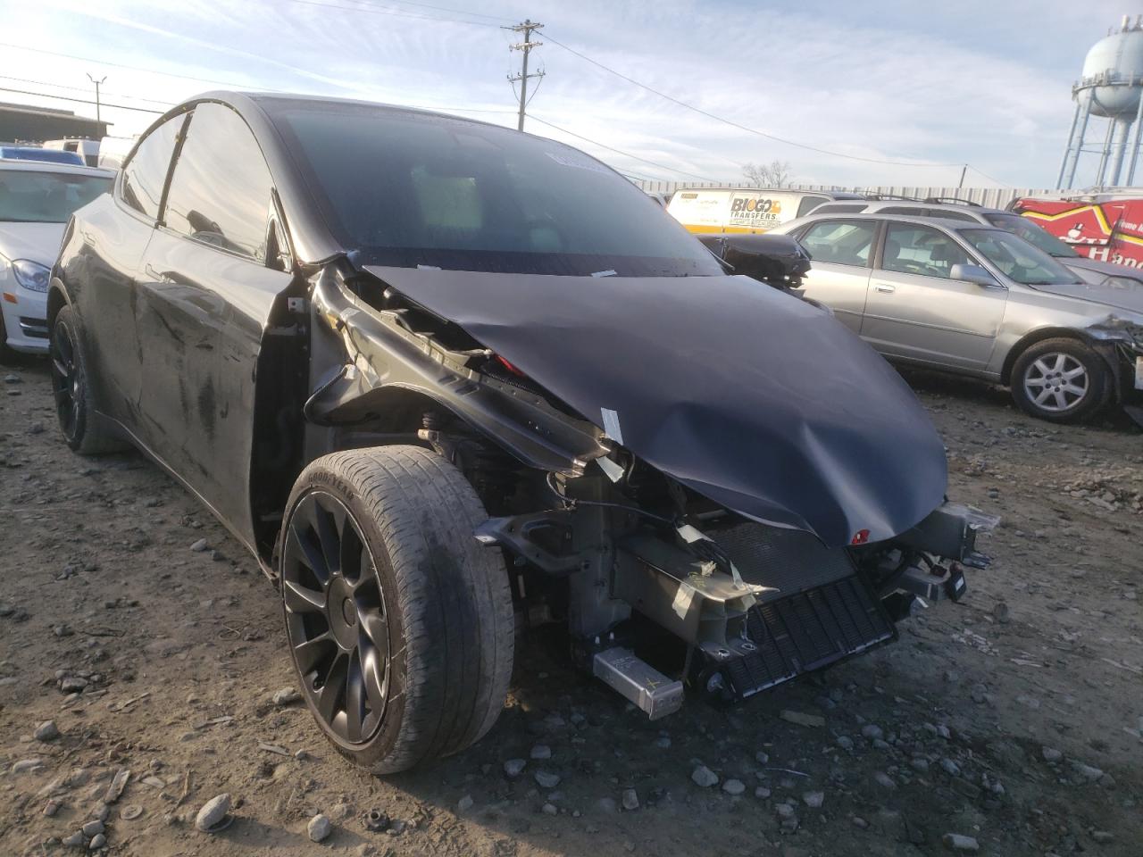 TESLA MODEL Y 2021 with VIN 5YJYGDEE9MF076589 - Photo from auction