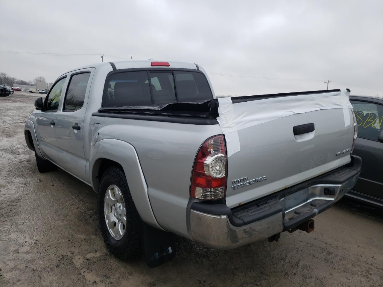 Photo 3 from auction – 2010 TOYOTA TACOMA DOU with VIN 3TMLU4EN2AM052547