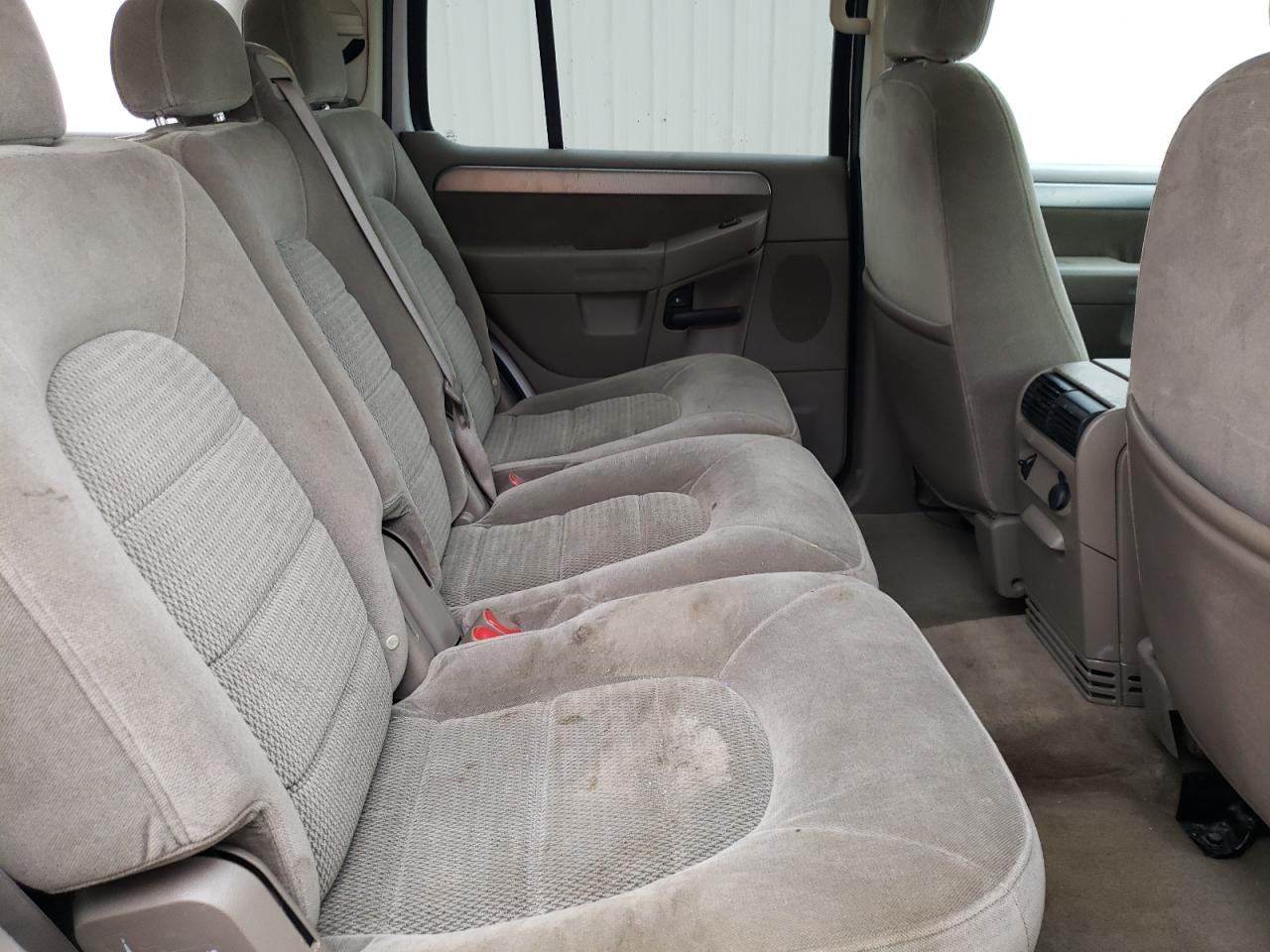 Photo 6 from auction – 2003 FORD EXPLORER X with VIN 1FMZU83K13ZA36931