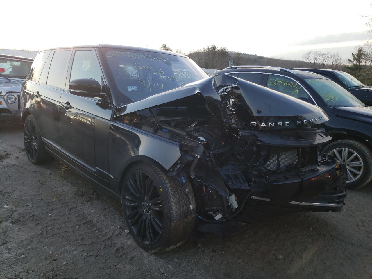 LAND ROVER RANGE ROVE 2019 with VIN SALGS2SV2KA527847 - Photo from auction