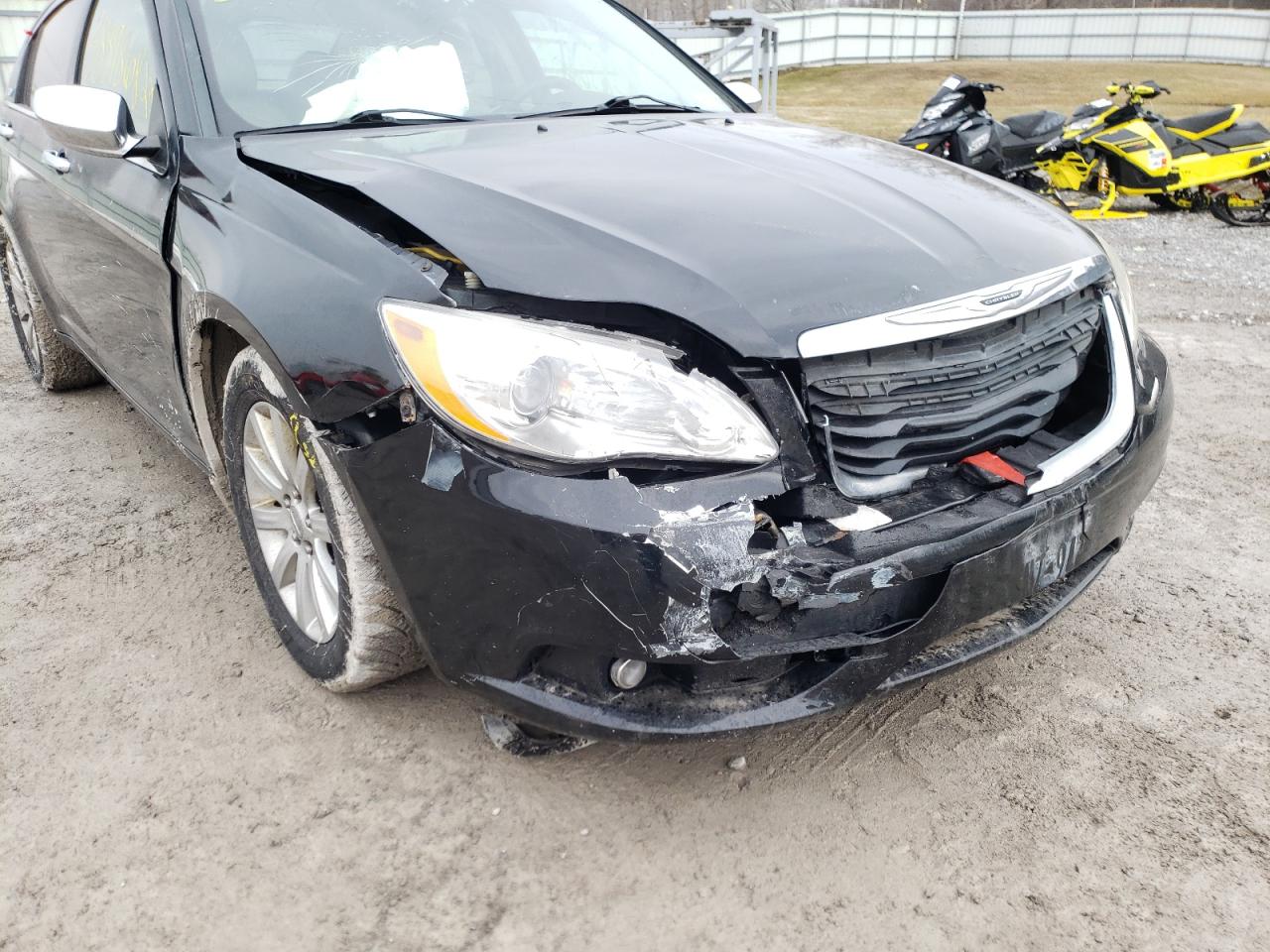 Photo 9 from auction – 2013 CHRYSLER 200 LIMITE with VIN 1C3CCBCG4DN556138