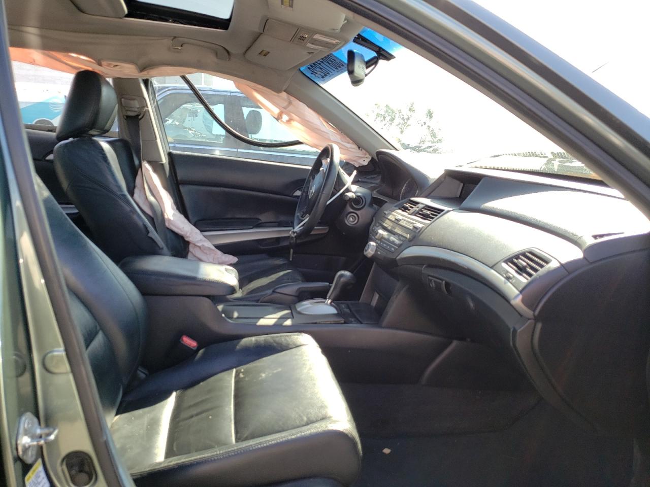 Photo 5 from auction – 2010 HONDA ACCORD EXL with VIN 1HGCP2F84AA112623