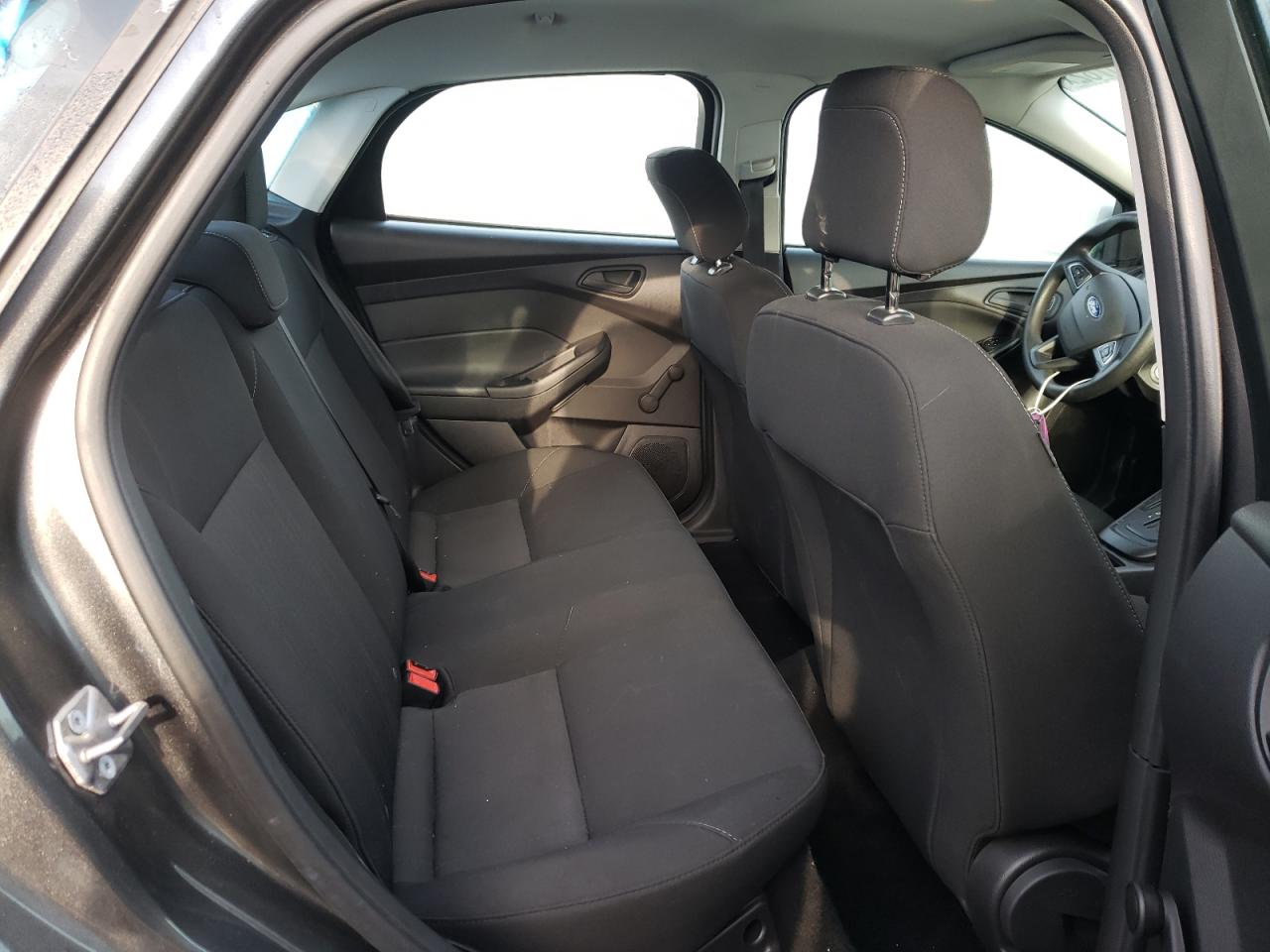 Photo 6 from auction – 2018 FORD FOCUS S with VIN 1FADP3E26JL330143
