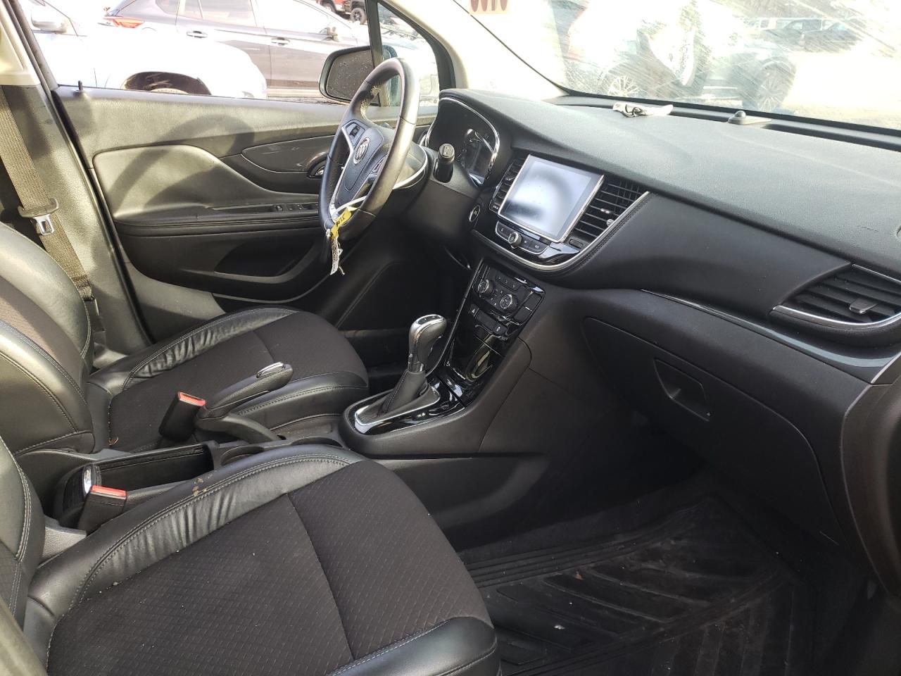 Photo 5 from auction – 2017 BUICK ENCORE PRE with VIN KL4CJFSBXHB162255