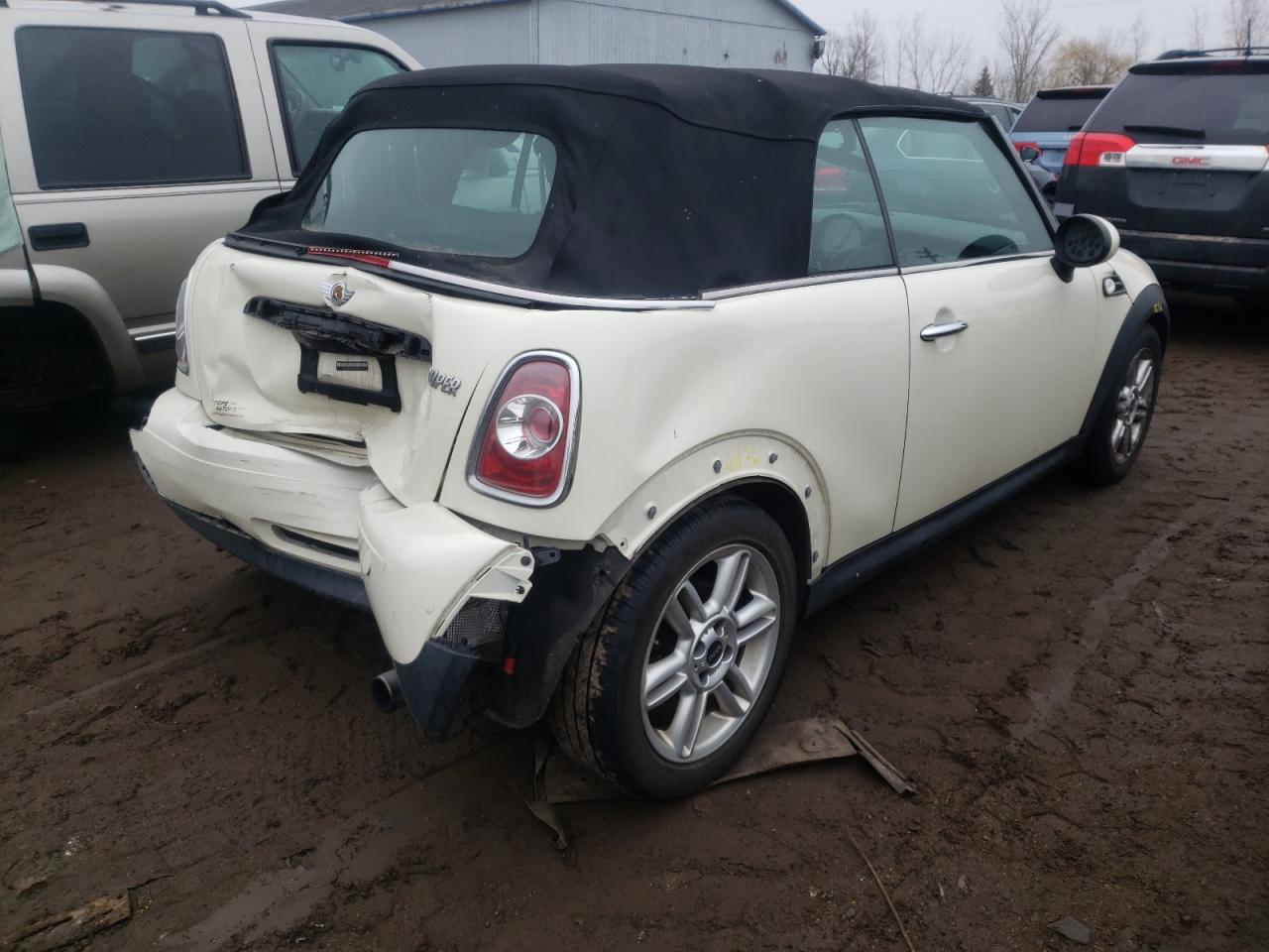 Photo 4 from auction – 2011 MINI COOPER with VIN WMWZN3C59BT132979