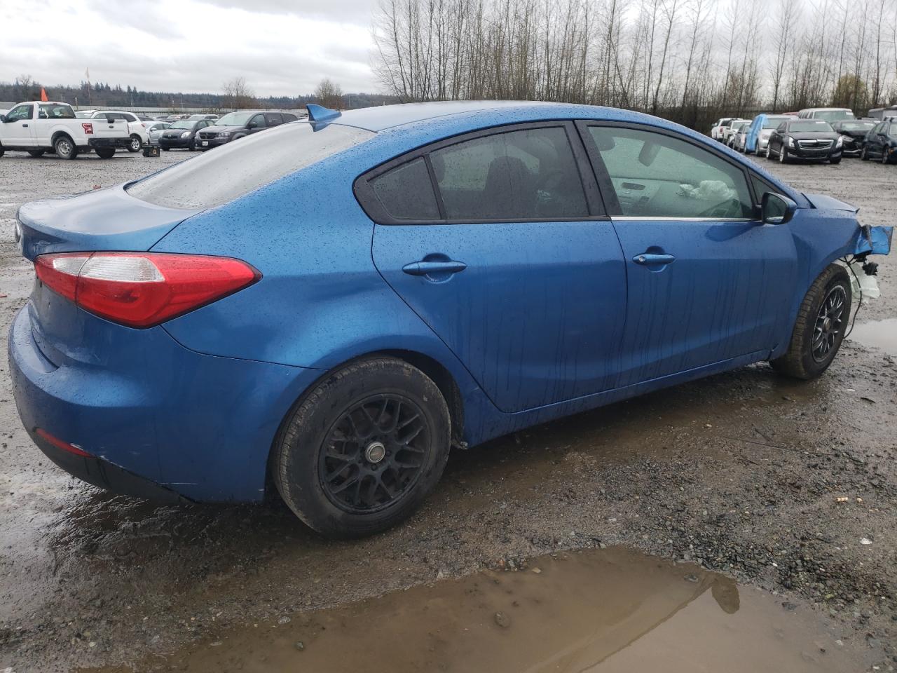 Photo 4 from auction – 2014 KIA FORTE LX with VIN KNAFK4A64E5067612