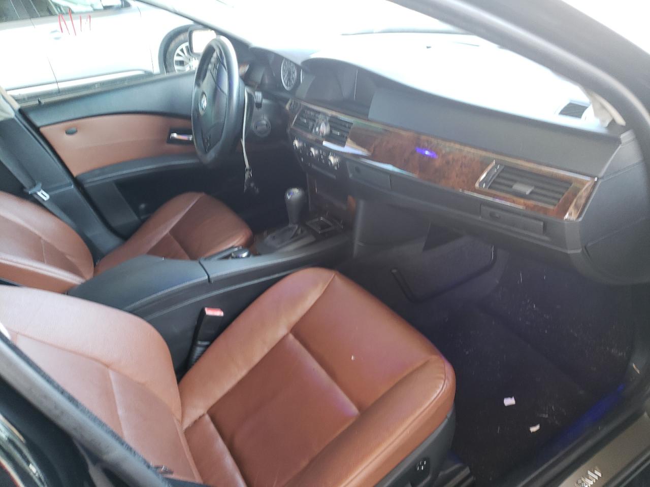 Photo 5 from auction – 2007 BMW 530 I with VIN WBANE73567CM58817