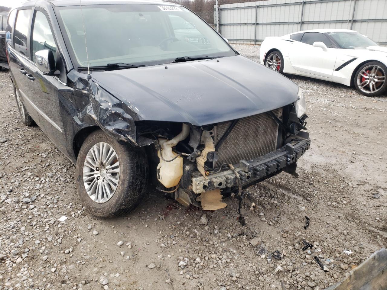 Photo 9 from auction – 2013 CHRYSLER TOWN & COU with VIN 2C4RC1CG8DR594135