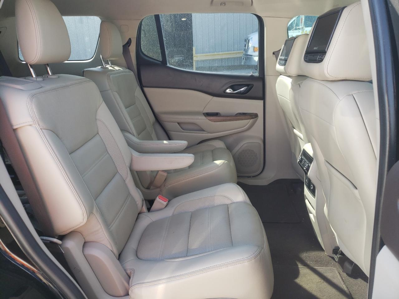 Photo 6 from auction – 2017 GMC ACADIA DEN with VIN 1GKKNPLS4HZ145893