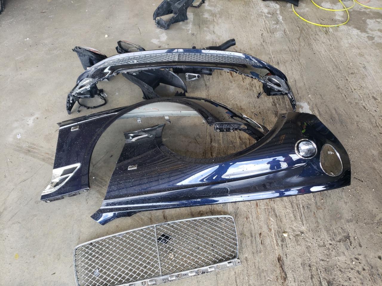 Photo 9 from auction – 2020 BENTLEY CONTINENTA with VIN SCBCG2ZG9LC074611
