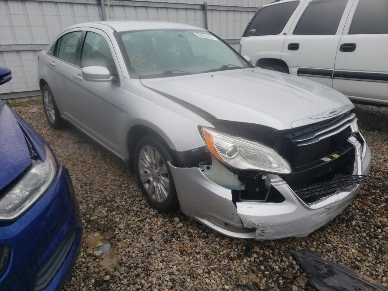CHRYSLER 200 LX 2012 with VIN 1C3CCBAB6CN210954 - Photo from auction