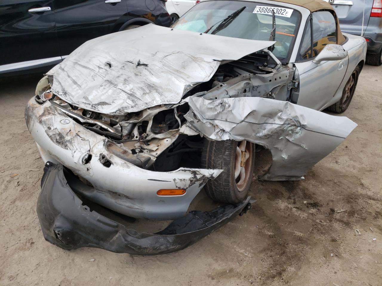 Photo 9 from auction – 2000 MAZDA MX-5 MIATA with VIN JM1NB3532Y0142236