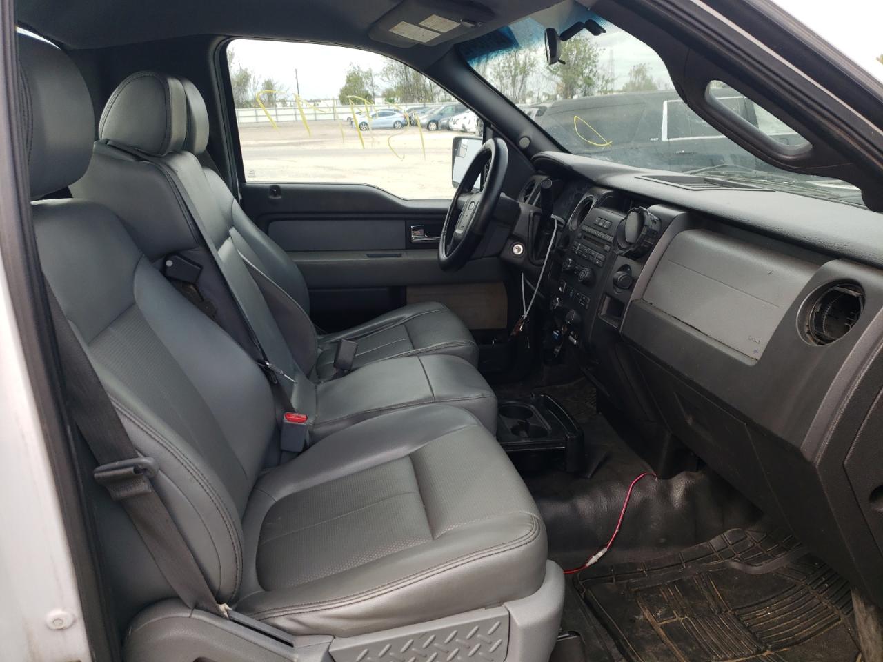 Photo 5 from auction – 2014 FORD F150 with VIN 1FTMF1CM9EKD95134