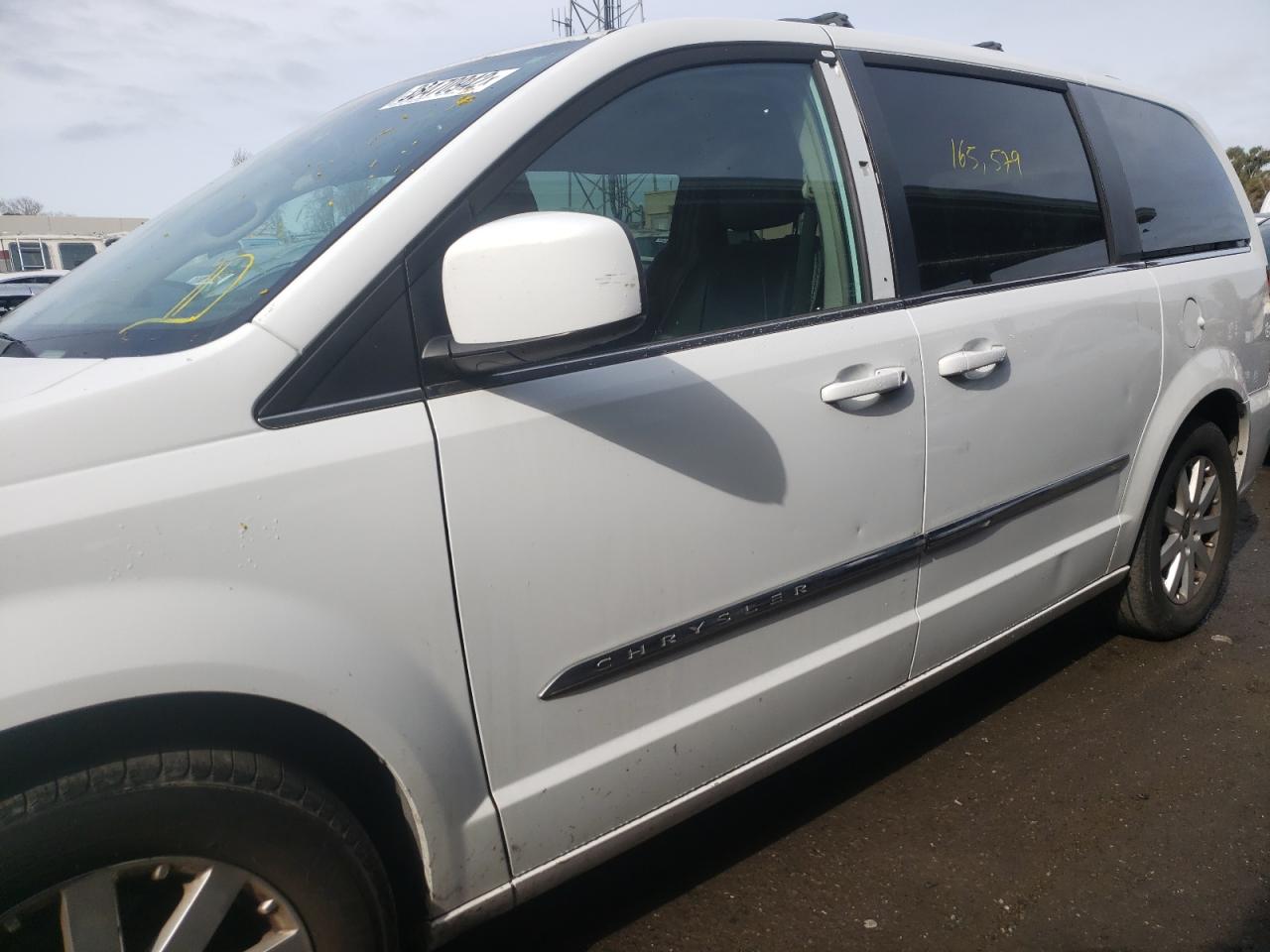 Photo 9 from auction – 2014 CHRYSLER TOWN & COU with VIN 2C4RC1BG3ER438166