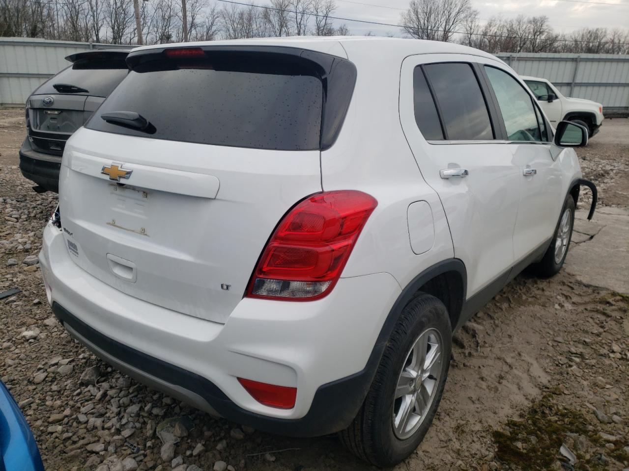 Photo 4 from auction – 2019 CHEVROLET TRAX 1LT with VIN 3GNCJLSB2KL146259