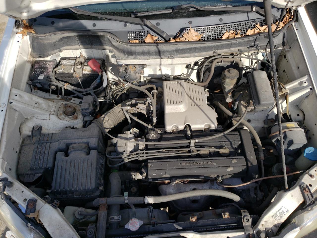 Photo 7 from auction – 2000 HONDA CR-V SE with VIN JHLRD1876YS000185