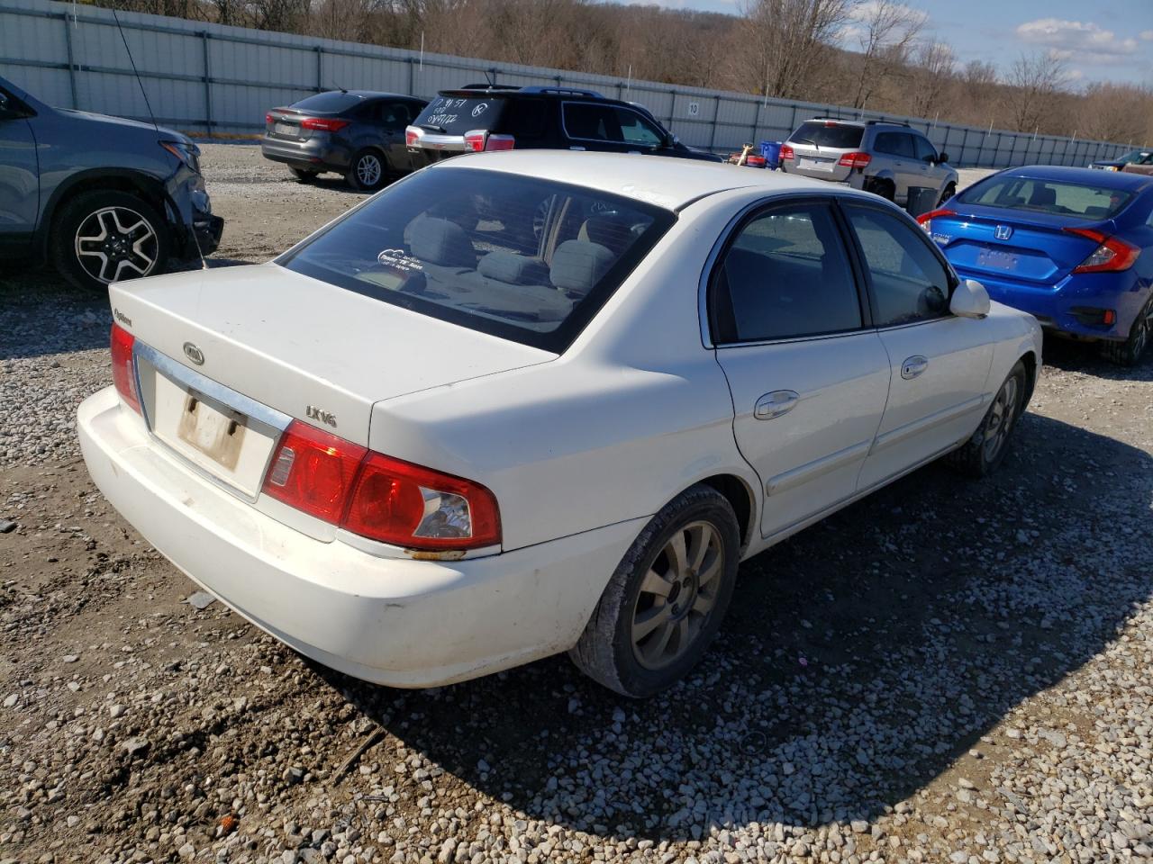 Photo 4 from auction – 2006 KIA OPTIMA LX with VIN KNAGD128865437118