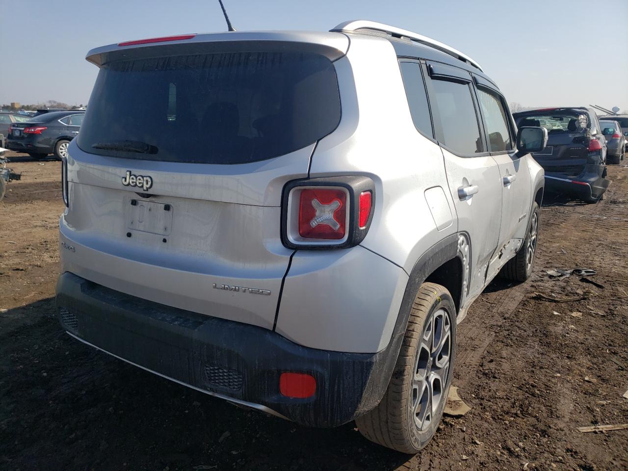 Photo 4 from auction – 2016 JEEP RENEGADE L with VIN ZACCJBDT9GPC66227