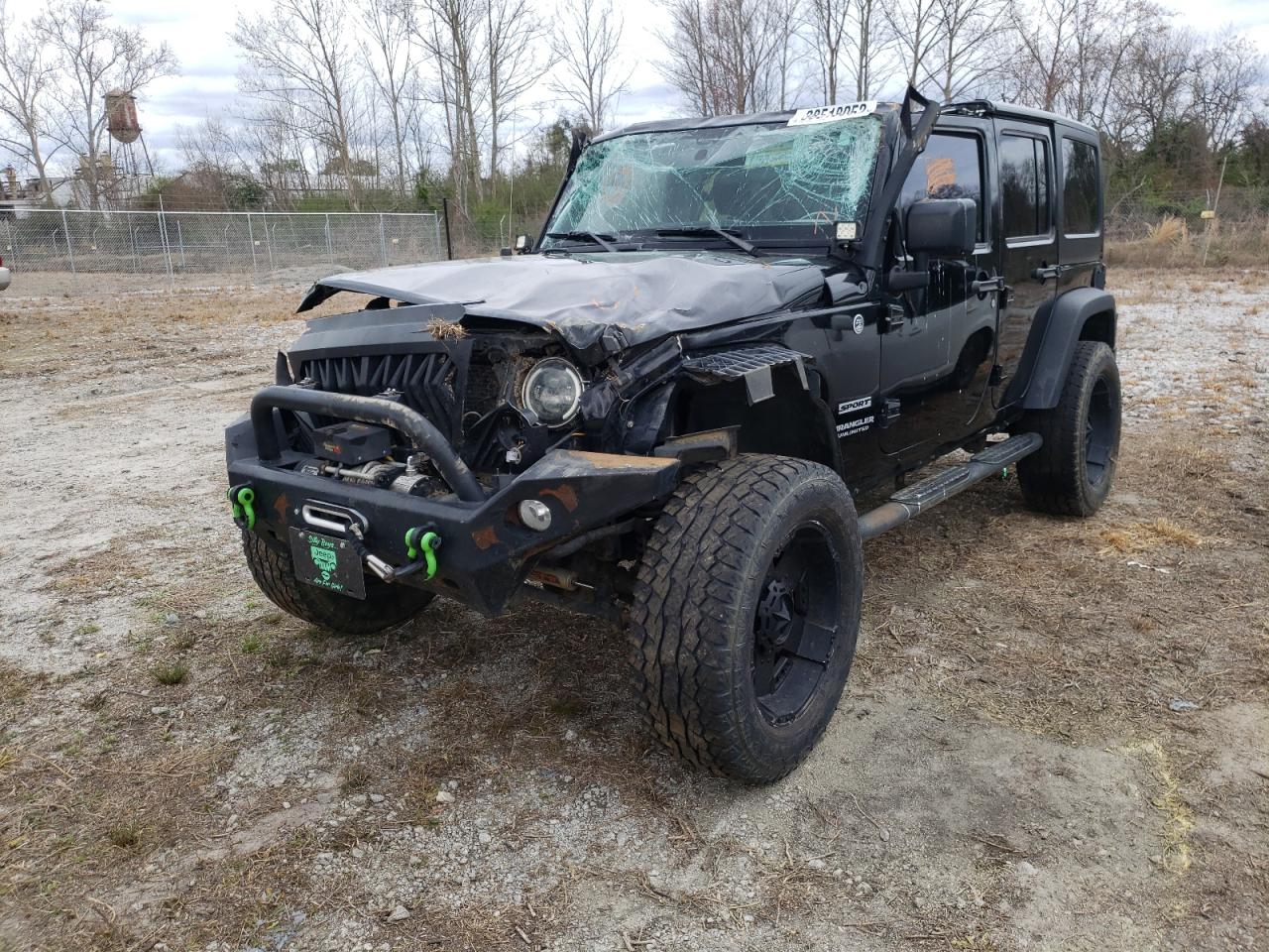 Photo 2 from auction – 2015 JEEP WRANGLER U with VIN 1C4BJWDG2FL668387