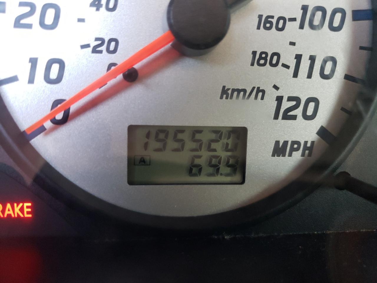 Photo 8 from auction – 2004 NISSAN PATHFINDER with VIN JN8DR09Y94W905764
