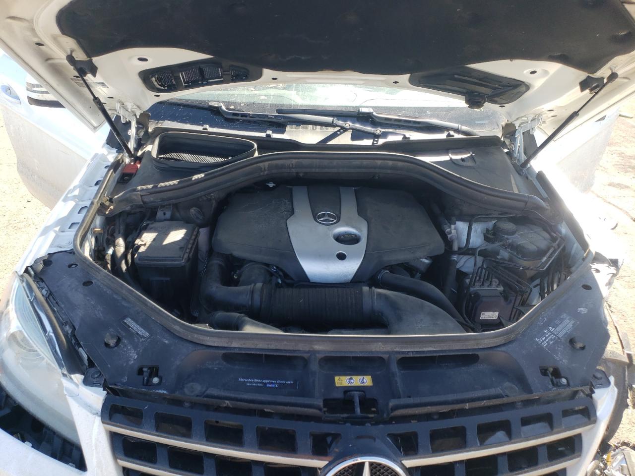 Photo 7 from auction – 2015 MERCEDES-BENZ ML 250 BLU with VIN 4JGDA0EB2FA519882