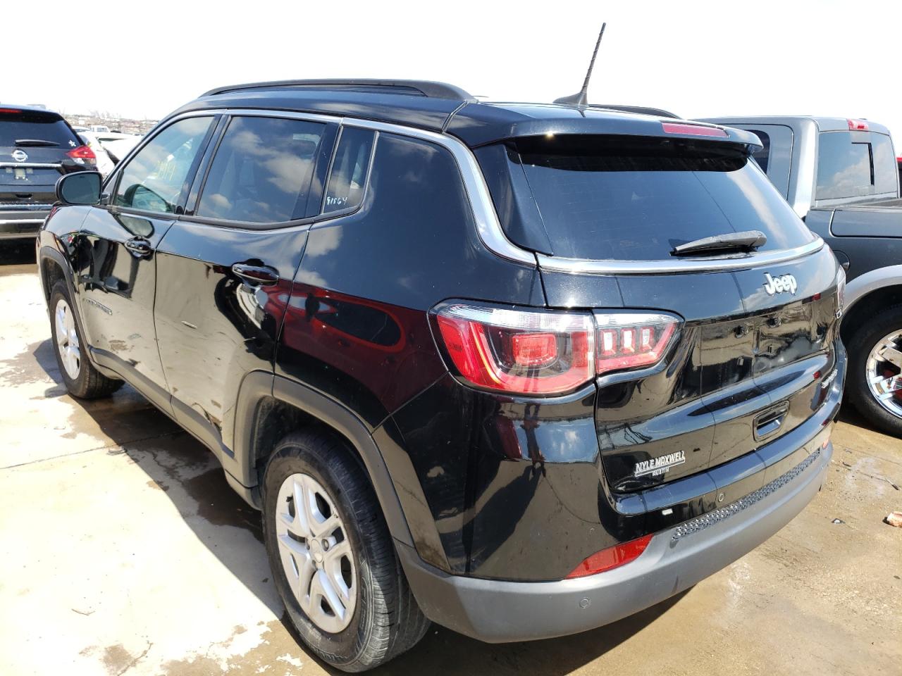 Photo 3 from auction – 2019 JEEP COMPASS SP with VIN 3C4NJCABXKT614953