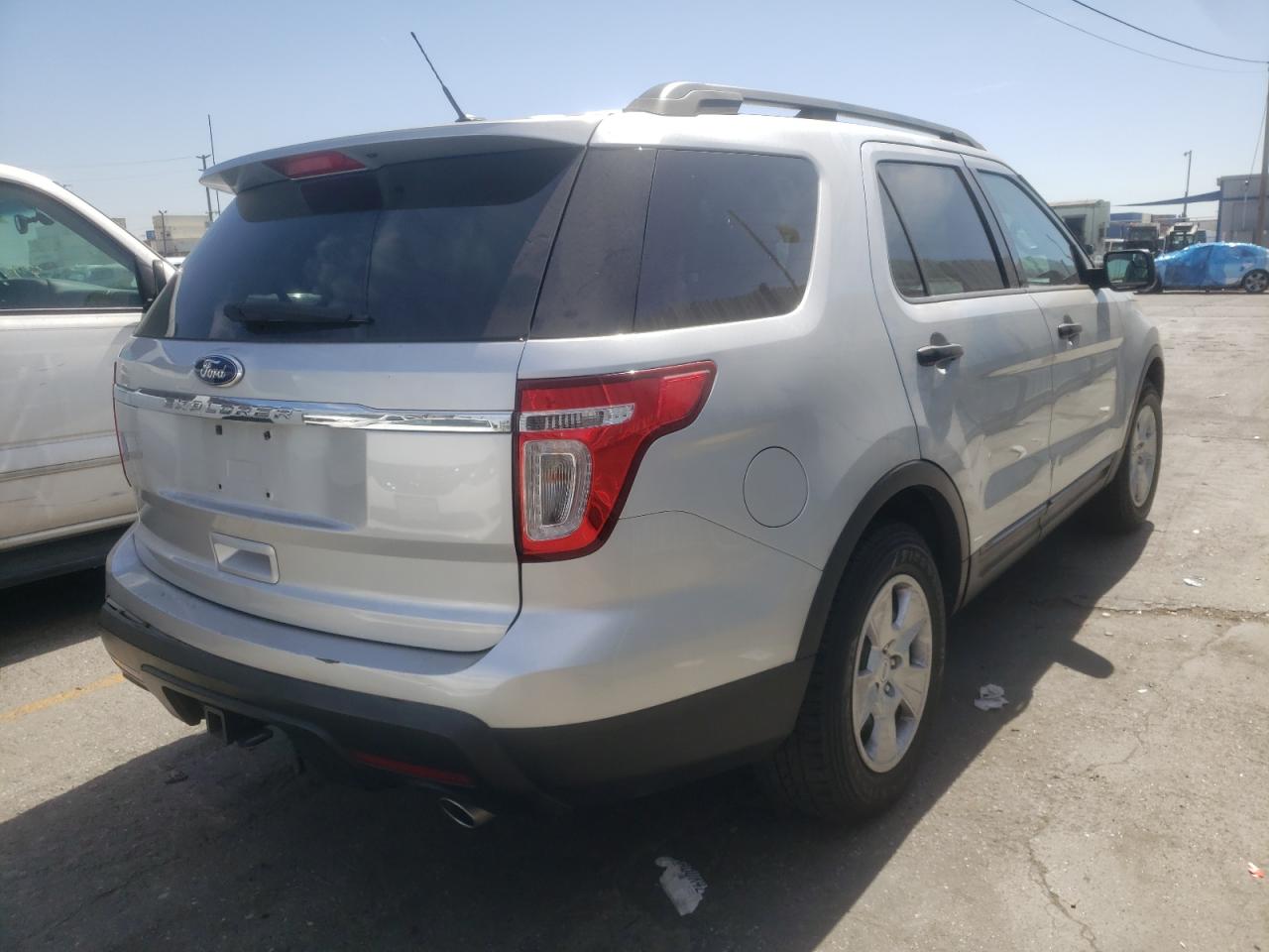 Photo 4 from auction – 2012 FORD EXPLORER with VIN 1FMHK7B87CGA08953