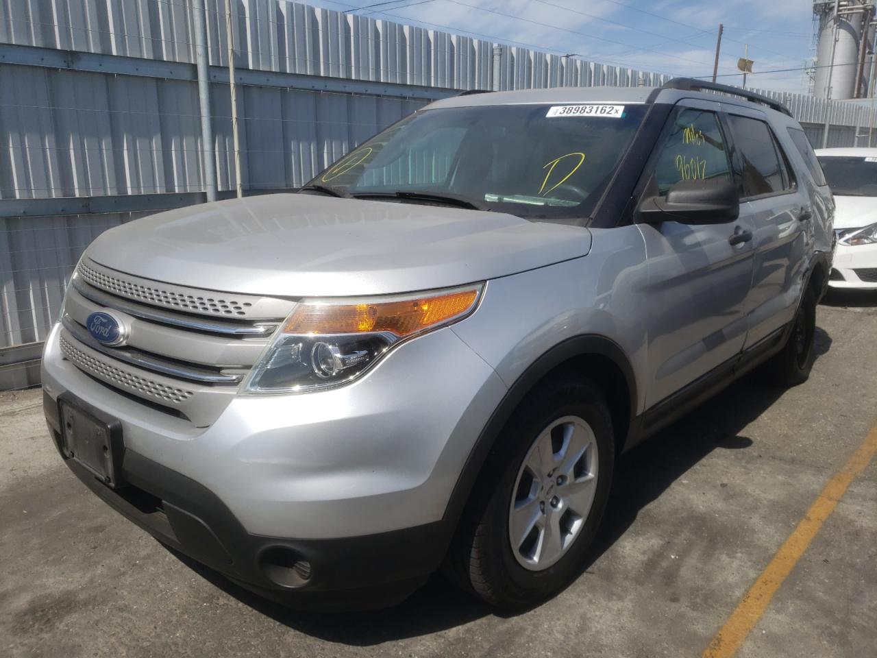 Photo 2 from auction – 2012 FORD EXPLORER with VIN 1FMHK7B87CGA08953