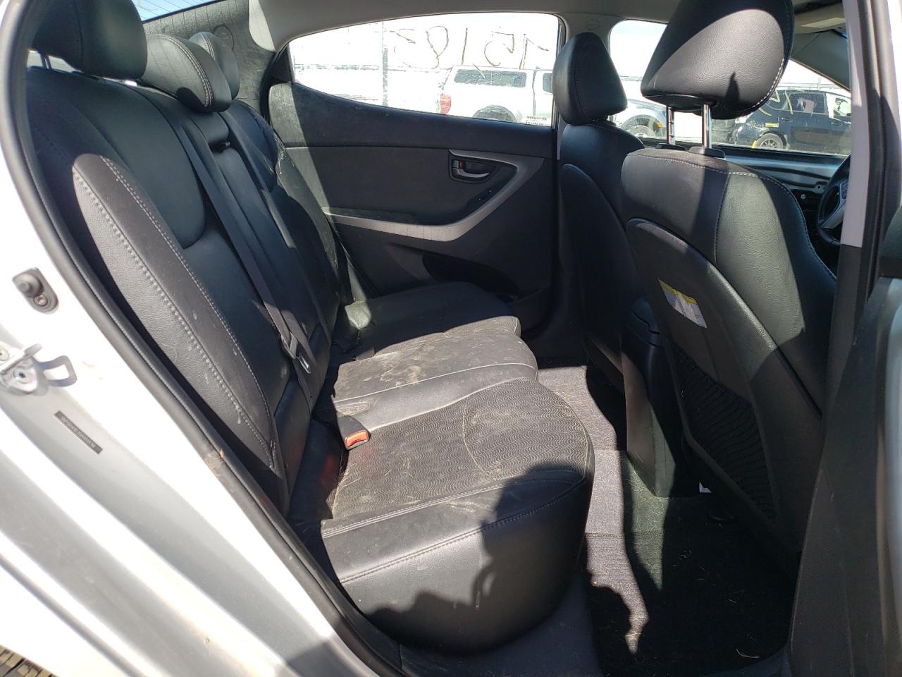 Photo 6 from auction – 2013 HYUNDAI ELANTRA GL with VIN 5NPDH4AE2DH410139