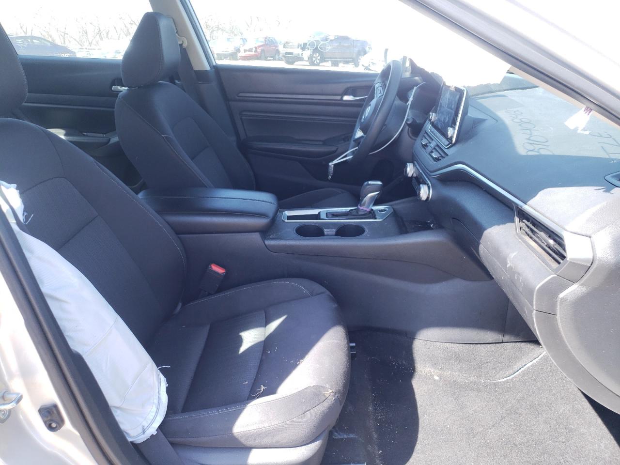Photo 5 from auction – 2019 NISSAN ALTIMA S with VIN 1N4BL4BVXKC255021