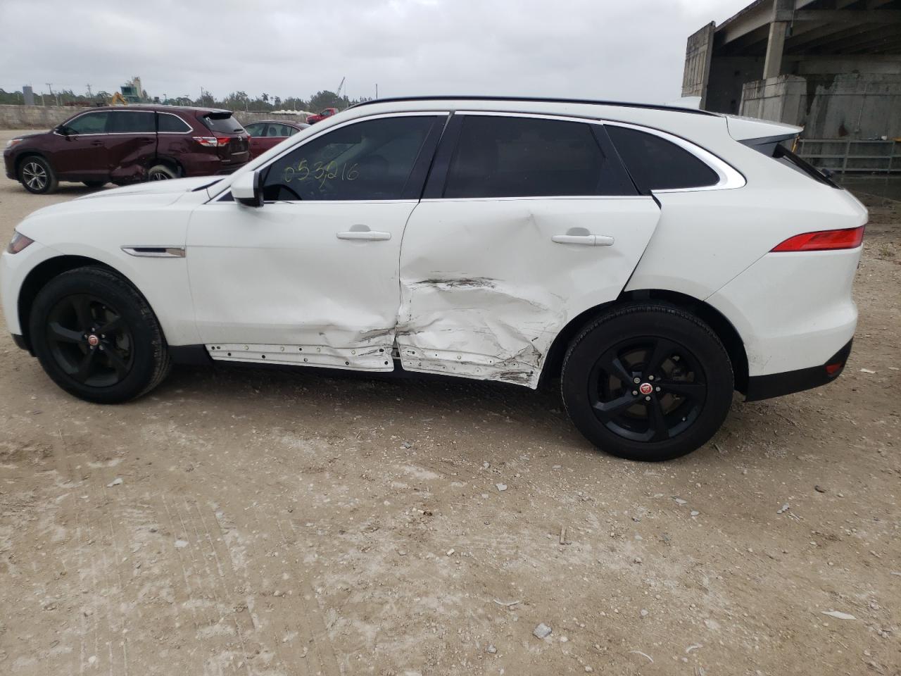 Photo 9 from auction – 2018 JAGUAR F-PACE PRE with VIN SADCK2FXXJA281666