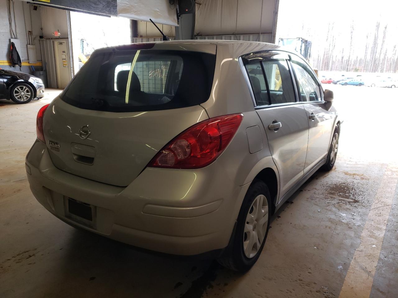 Photo 4 from auction – 2011 NISSAN VERSA S with VIN 3N1BC1CP4BL409108