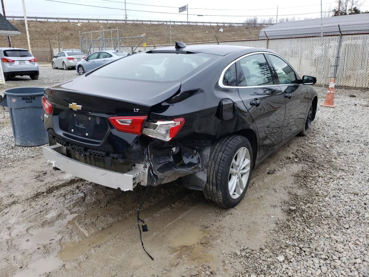 Photo 4 from auction – 2016 CHEVROLET MALIBU LT with VIN 1G1ZE5ST6GF345210