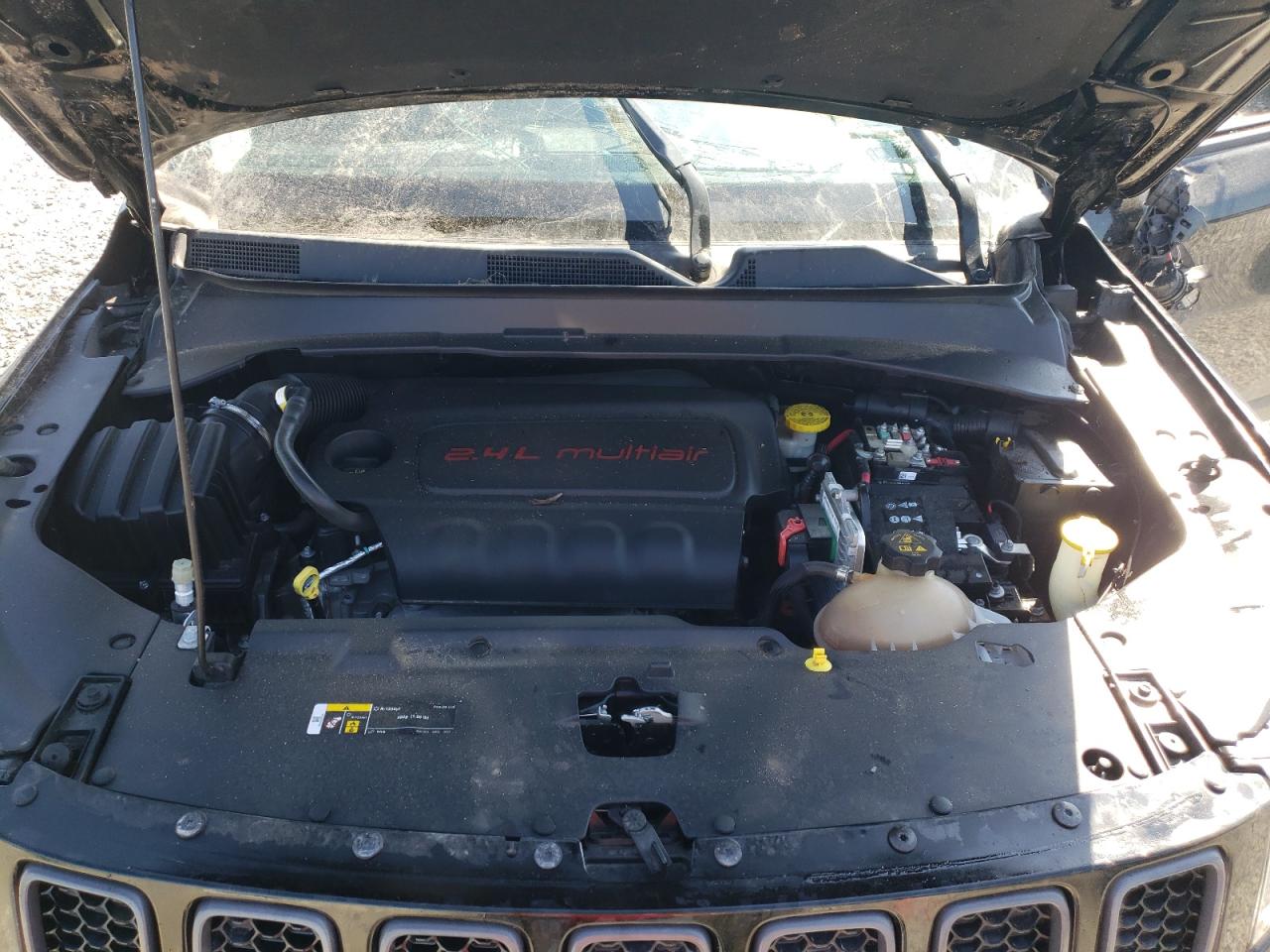 Photo 7 from auction – 2019 JEEP COMPASS TR with VIN 3C4NJDDB6KT712928