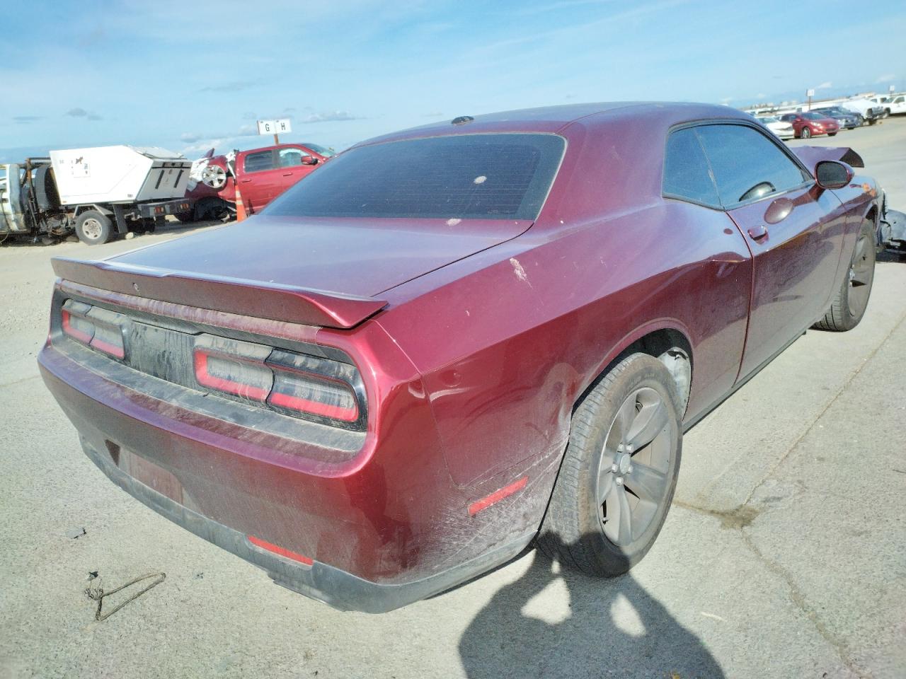 Photo 4 from auction – 2018 DODGE CHALLENGER with VIN 2C3CDZAG0JH241799