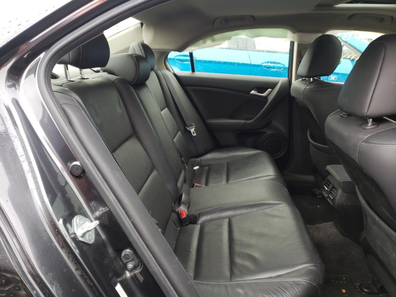 Photo 6 from auction – 2013 ACURA TSX with VIN JH4CU2F45DC014325