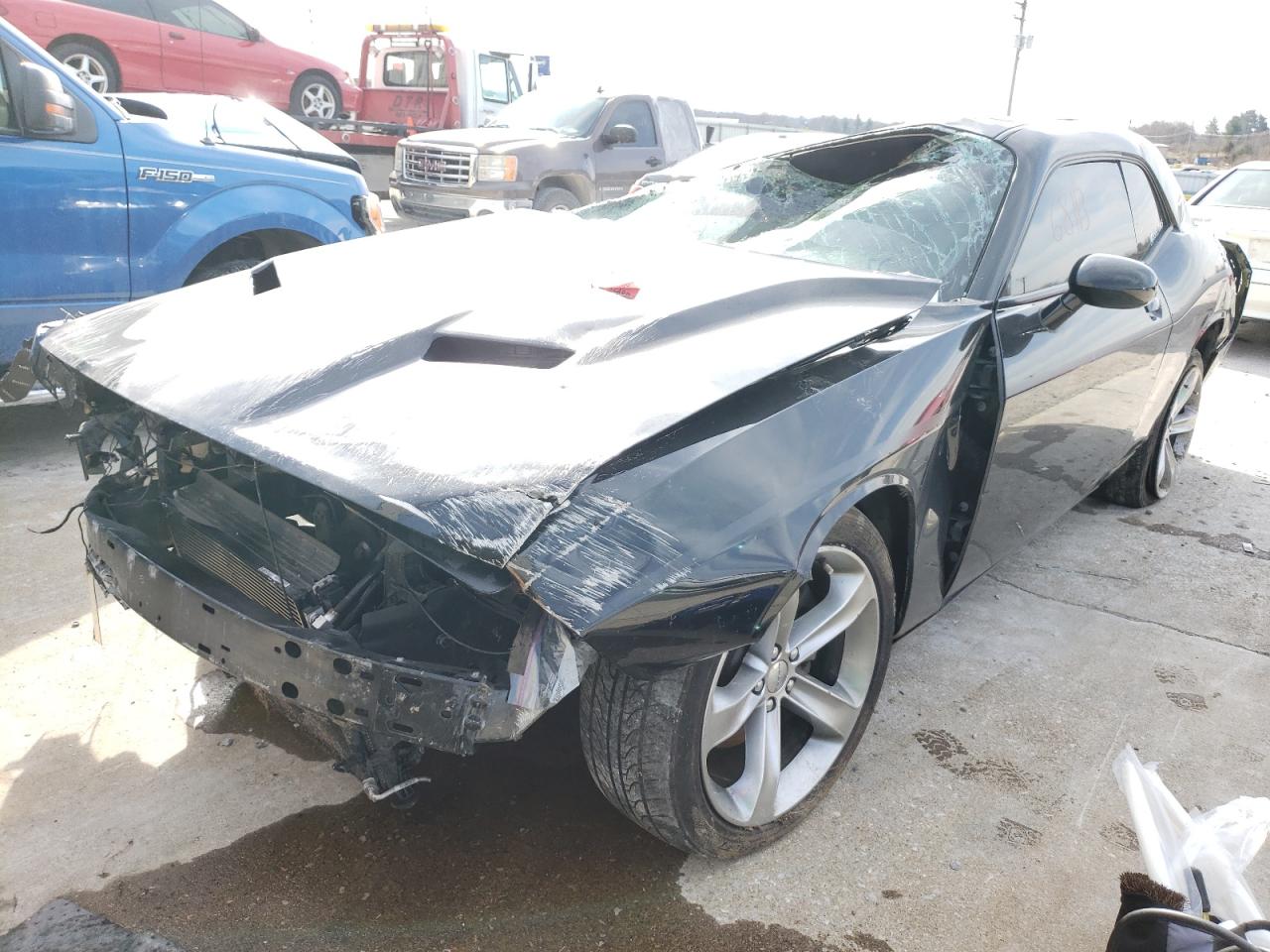 Photo 2 from auction – 2015 DODGE CHALLENGER with VIN 2C3CDZAG7FH700544
