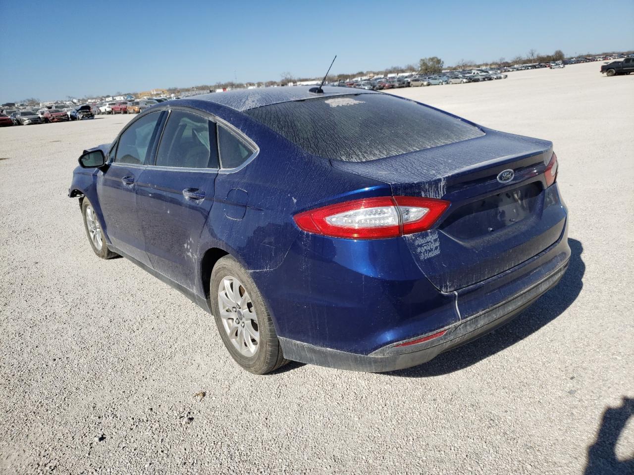 Photo 3 from auction – 2016 FORD FUSION S with VIN 3FA6P0G79GR327389