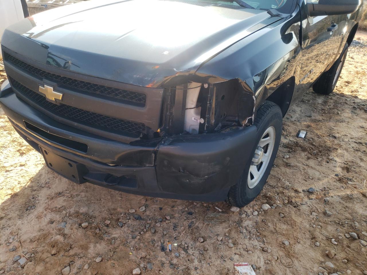 Photo 9 from auction – 2011 CHEVROLET SILVERADO with VIN 1GCNKPEA2BZ328240