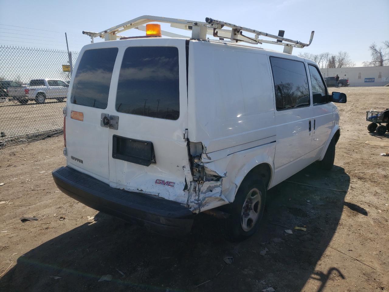 Photo 9 from auction – 2005 GMC SAFARI XT with VIN 1GTDM19X25B505416