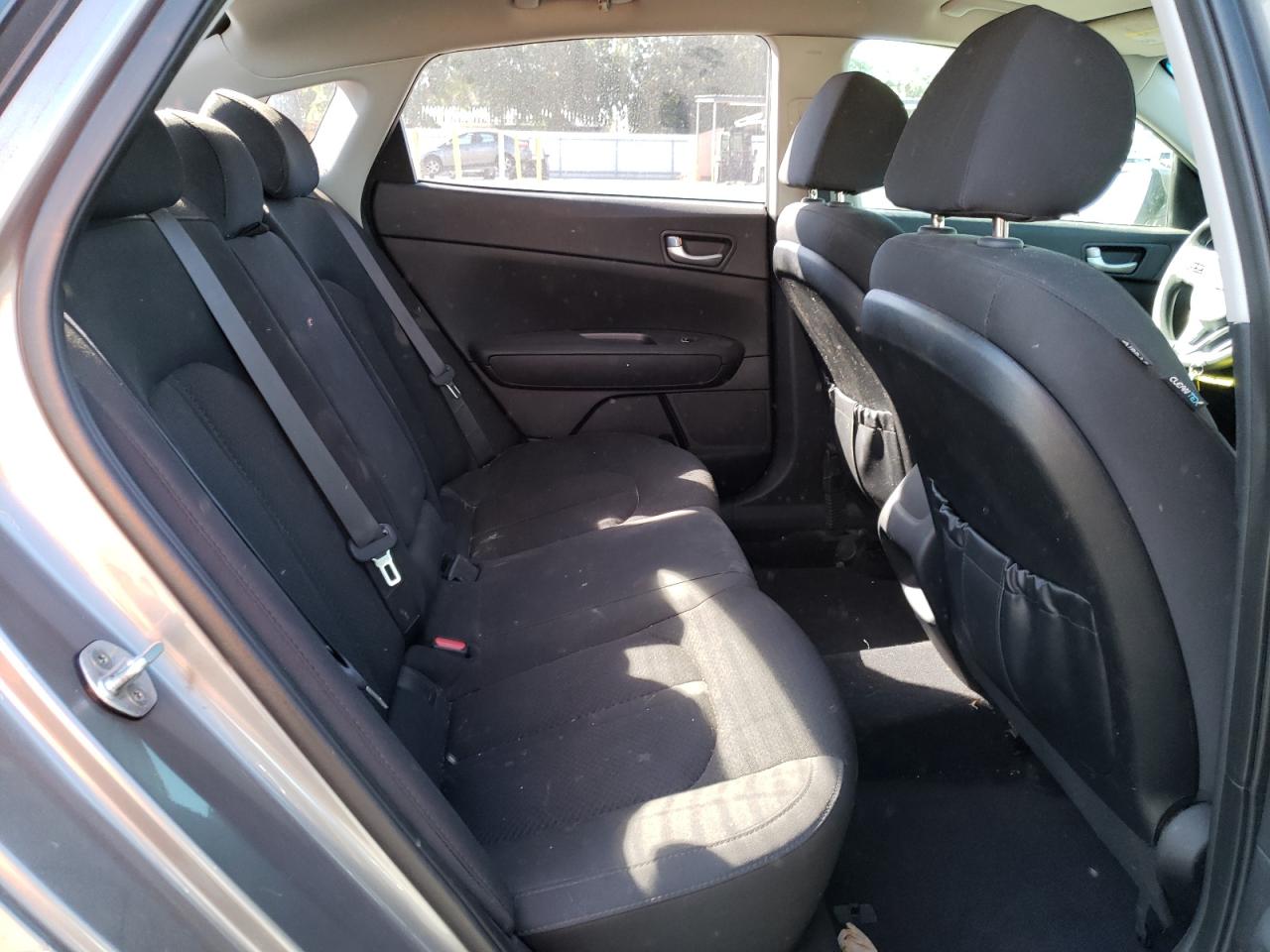 Photo 6 from auction – 2016 KIA OPTIMA LX with VIN 5XXGT4L39GG081432