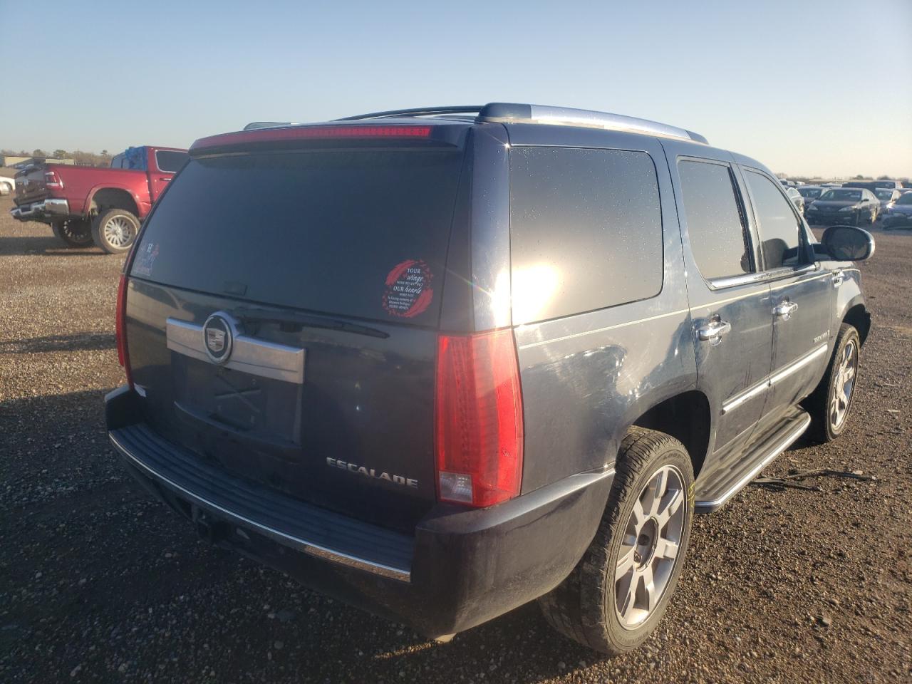 Photo 4 from auction – 2007 CADILLAC ESCALADE L with VIN 1GYEC63867R429855