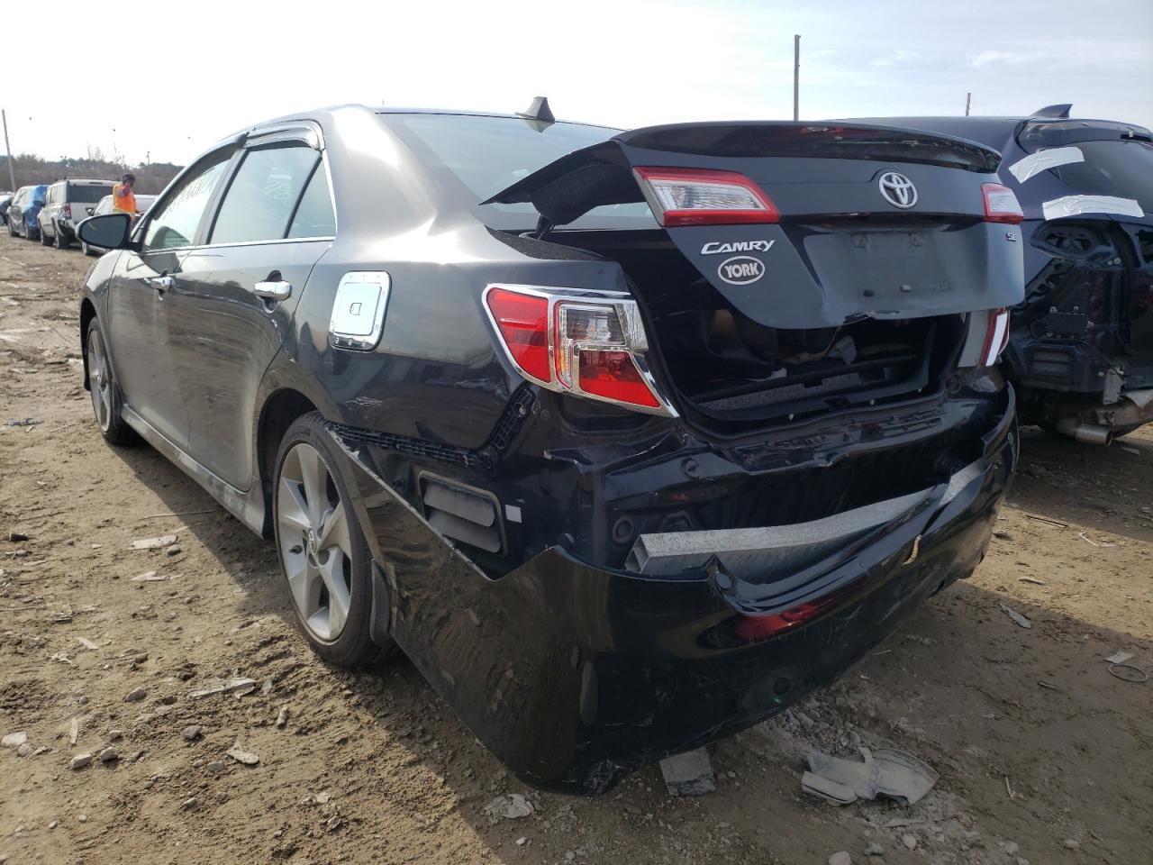 Photo 3 from auction – 2014 TOYOTA CAMRY L with VIN 4T1BF1FK5EU726471