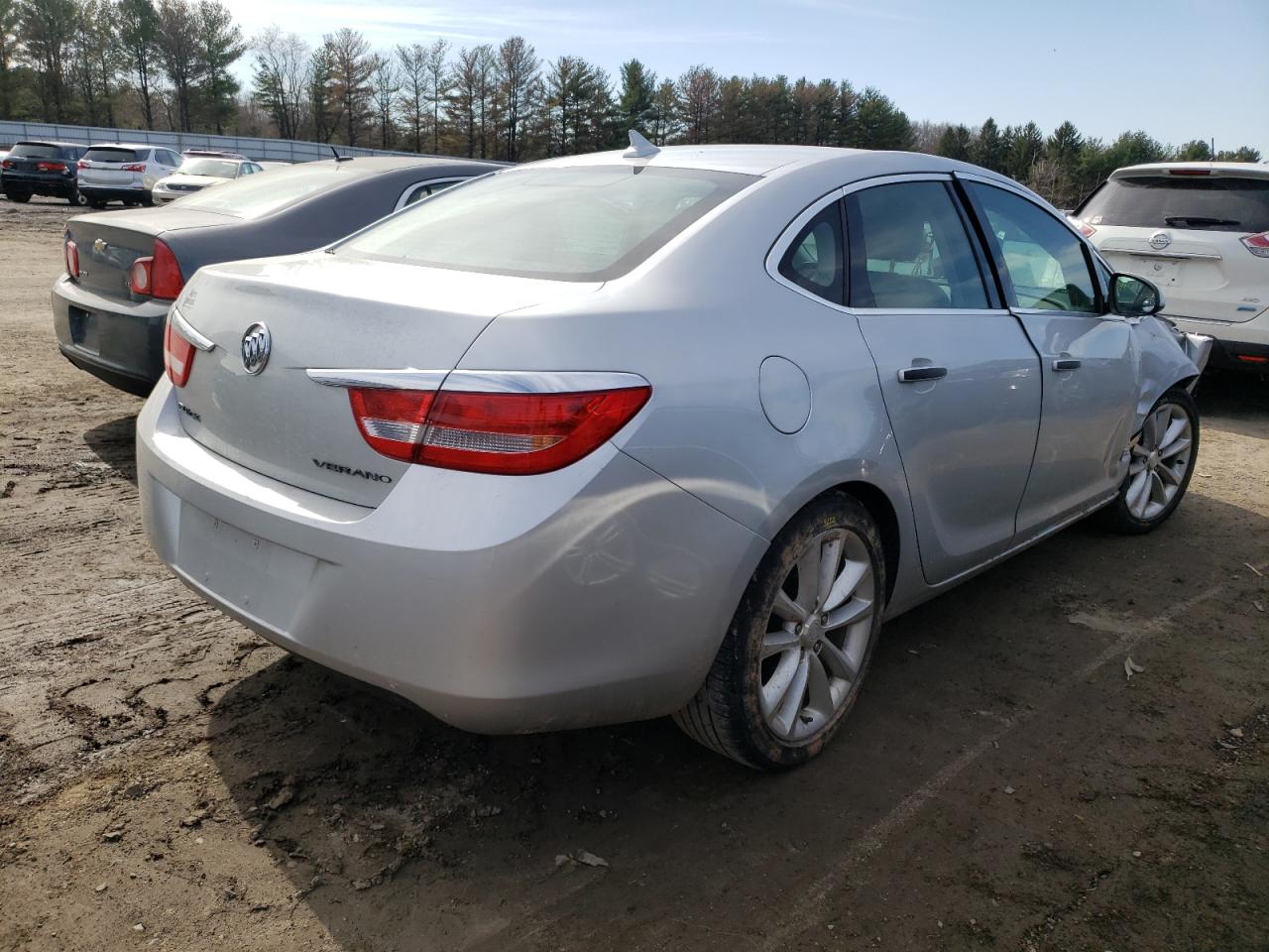 Photo 4 from auction – 2013 BUICK VERANO with VIN 1G4PP5SK1D4107039