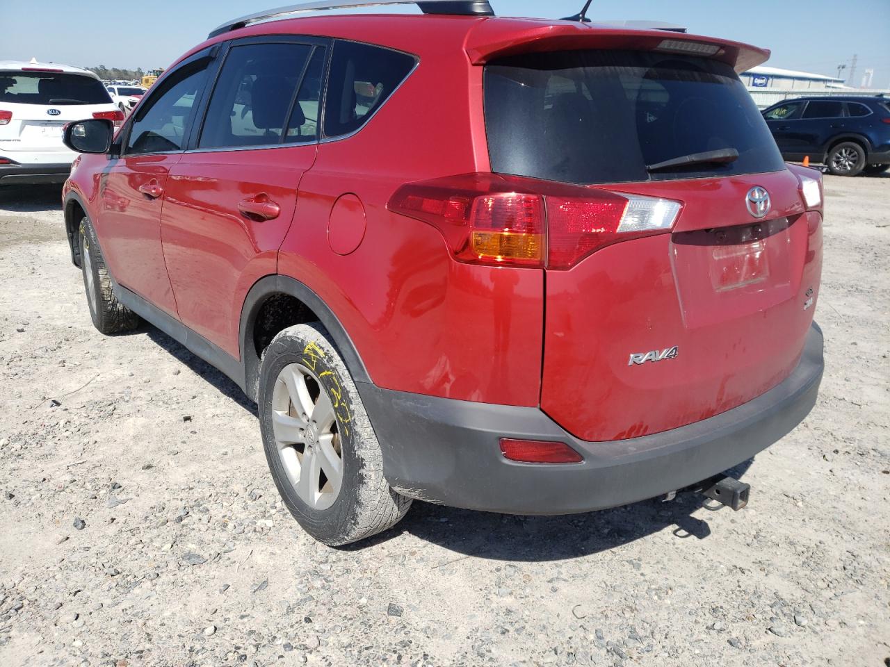 Photo 3 from auction – 2013 TOYOTA RAV4 XLE with VIN 2T3WFREV0DW023782