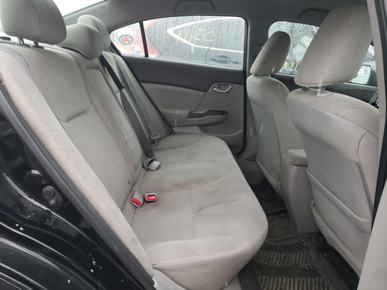 Photo 6 from auction – 2012 HONDA CIVIC LX with VIN 2HGFB2F47CH106148