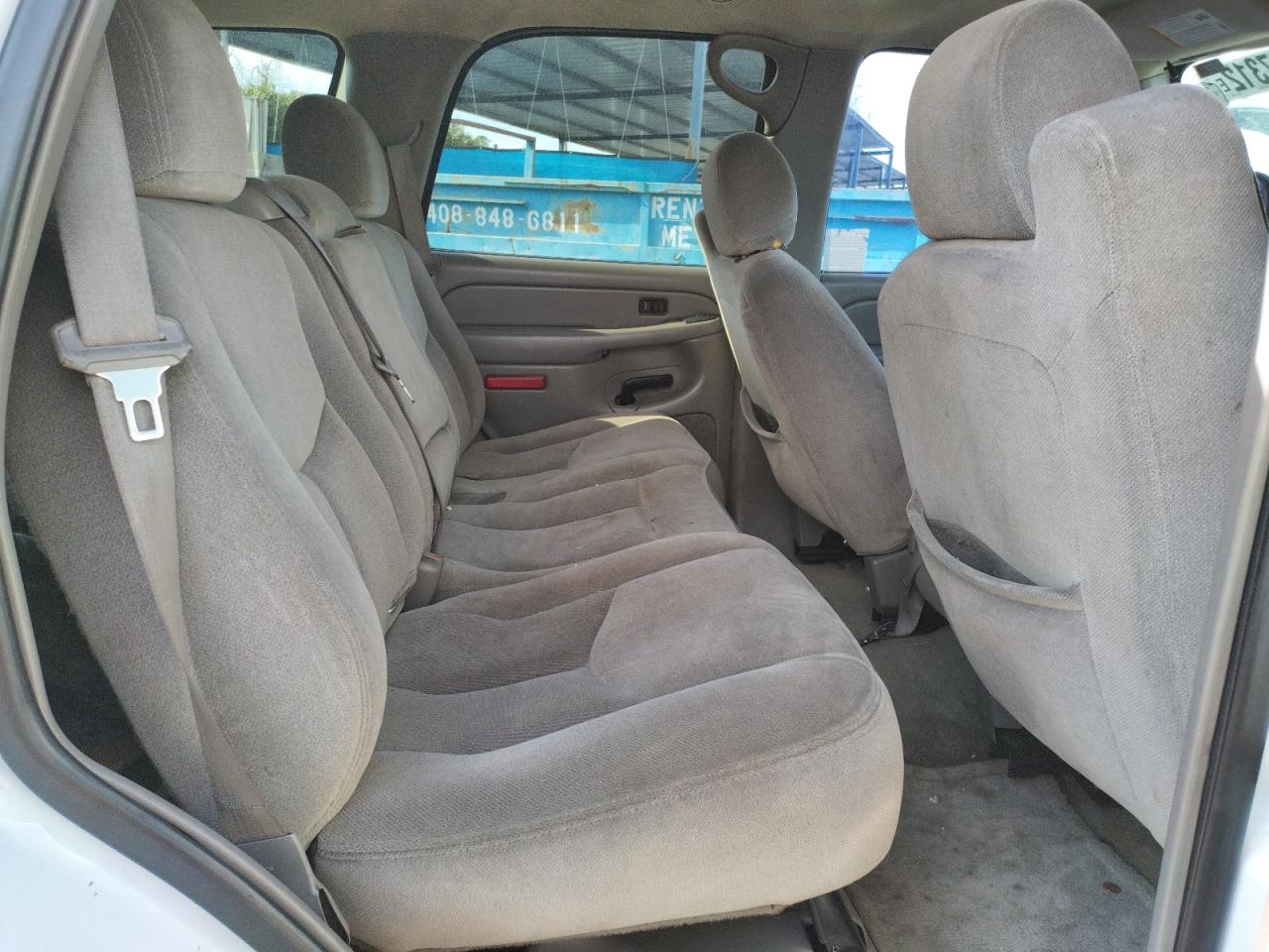 Photo 6 from auction – 2004 GMC YUKON with VIN 1GKEC13V84R244821