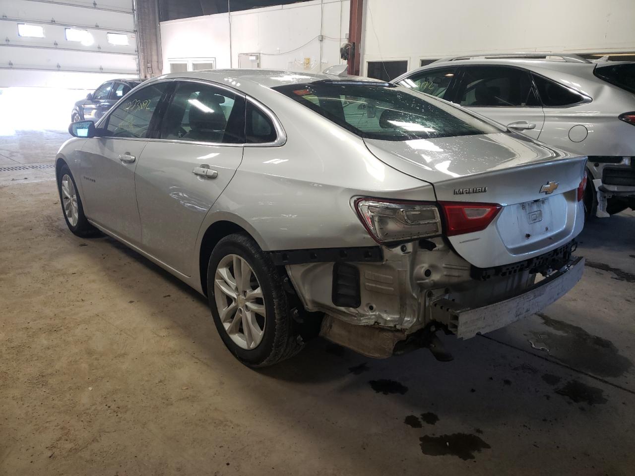 Photo 3 from auction – 2016 CHEVROLET MALIBU LT with VIN 1G1ZE5ST2GF352588